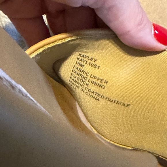 Steve madden sandals size 10 - Picture 3 of 4